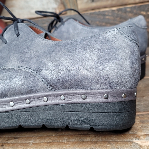 Hispanitas Metallic Grey Leather Lace Up Shoes - Picture 8 of 16